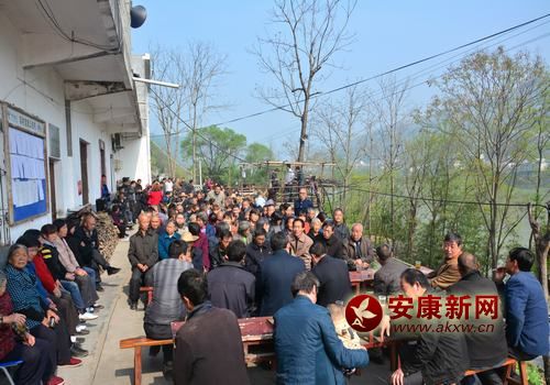 1ţǴĴί(hu)fxeF(xin)(chng)ڲ5׌30LcBĈ(chng)e.JPG